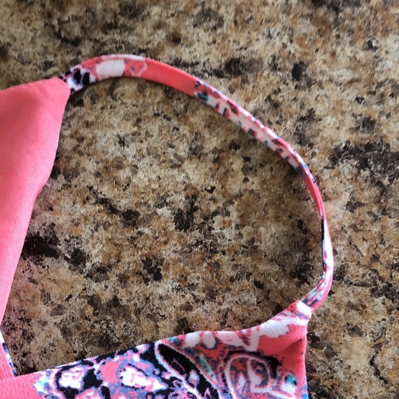 Decree pretty pink halter style dress - Picture 10 of 11